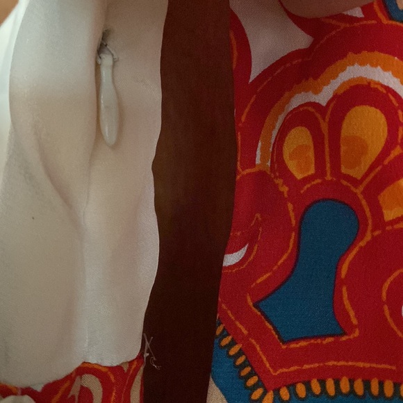 Tracy Rees* PLENTY * Silk Blouse with Seashells Embellishments Size 6 Boho Chic! - Picture 4 of 13